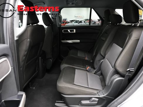 Used 2023 Ford Explorer XLT RWD image 20