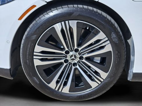 Used 2023 Mercedes-Benz EQS 450+ Sedan image 29