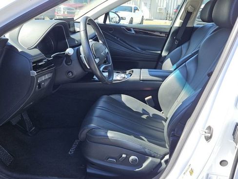 Used 2024 Genesis G80 2.5T image 10