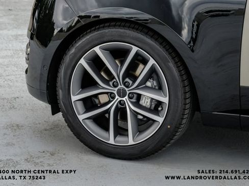 New 2026 Land Rover Range Rover SE AWD/4WD image 60