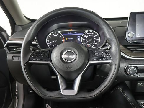 Used 2023 Nissan Altima 2.5 SV image 34