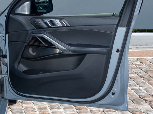 Used 2024 BMW X6 M60i w/ Dynamic Handling Package image 14