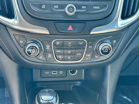 Used 2019 Chevrolet Equinox Premier image 21