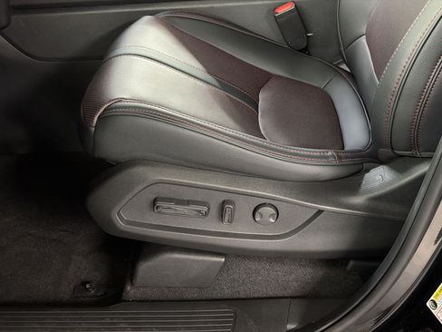 New 2026 Honda Pilot Black Edition image 15