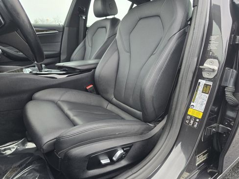 Used 2018 BMW 530i xDrive w/ Premium Package image 24