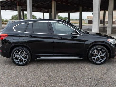 Used 2019 BMW X1 sDrive28i image 9