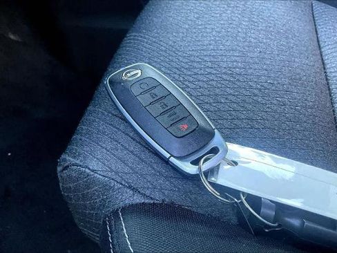 Certified 2024 Nissan Rogue SV image 13