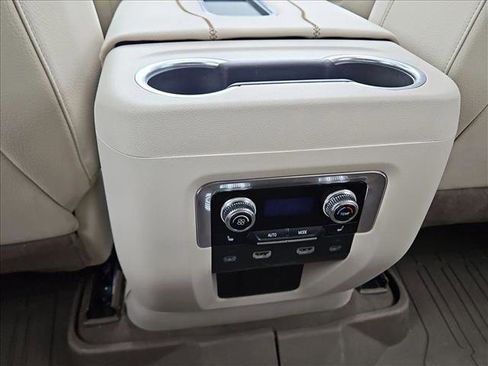 Used 2023 GMC Yukon Denali w/ Denali Reserve Package AWD/4WD image 25
