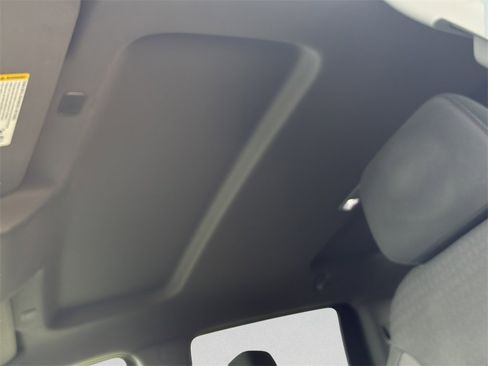 Used 2023 GMC Sierra 1500 Elevation image 24