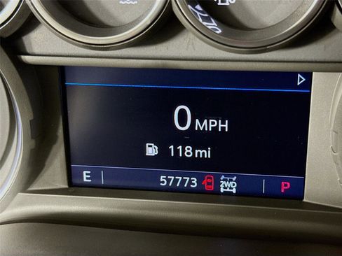 Used 2022 Chevrolet Silverado 2500 LTZ w/ LTZ Convenience Package image 2