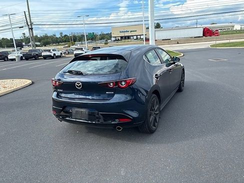 Used 2024 MAZDA MAZDA3 s FWD image 10