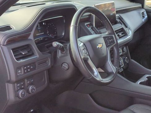 Used 2023 Chevrolet Tahoe LT w/ LT Signature Plus Package image 2