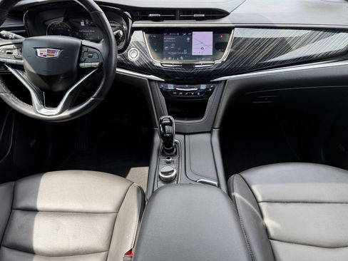 Used 2023 Cadillac XT6 Premium Luxury AWD/4WD image 20