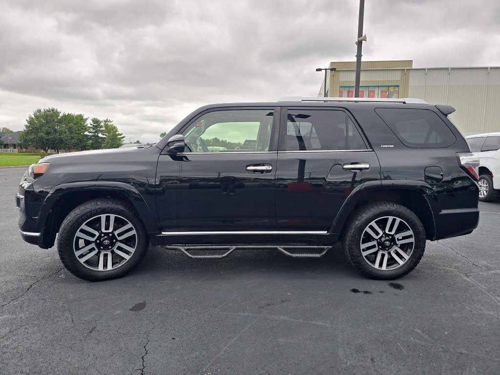 Used 2014 Toyota 4Runner Limited AWD/4WD image 5