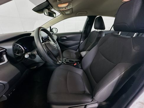 Used 2021 Toyota Corolla LE FWD image 13