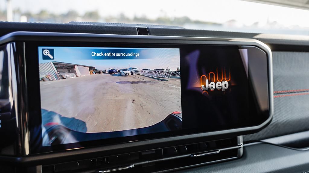 New 2026 Jeep Gladiator Rubicon AWD/4WD image 29