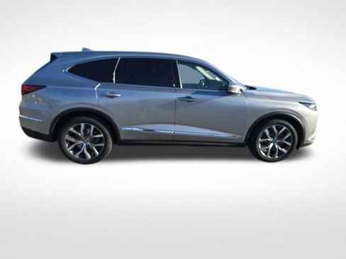Used 2023 Acura MDX SH-AWD w/ Technology Package image 9