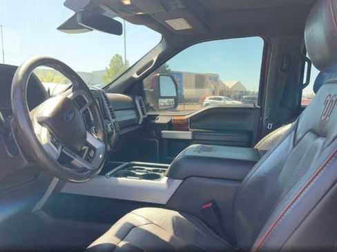 Used 2017 Ford F250 King Ranch w/ King Ranch Ultimate Package image 8