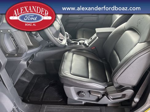 New 2025 Ford Bronco Badlands w/ Sasquatch Package image 9