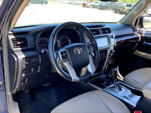 Used 2018 Toyota 4Runner Limited image 17