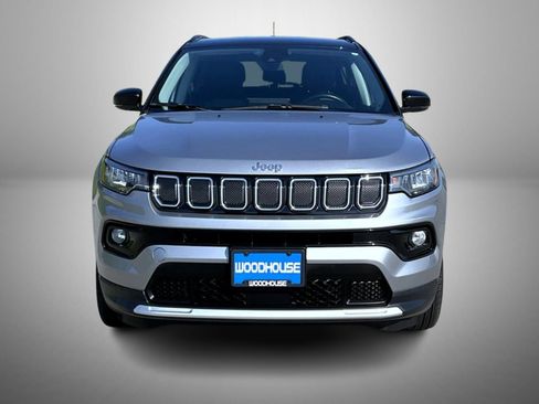 Used 2022 Jeep Compass Limited AWD/4WD image 2