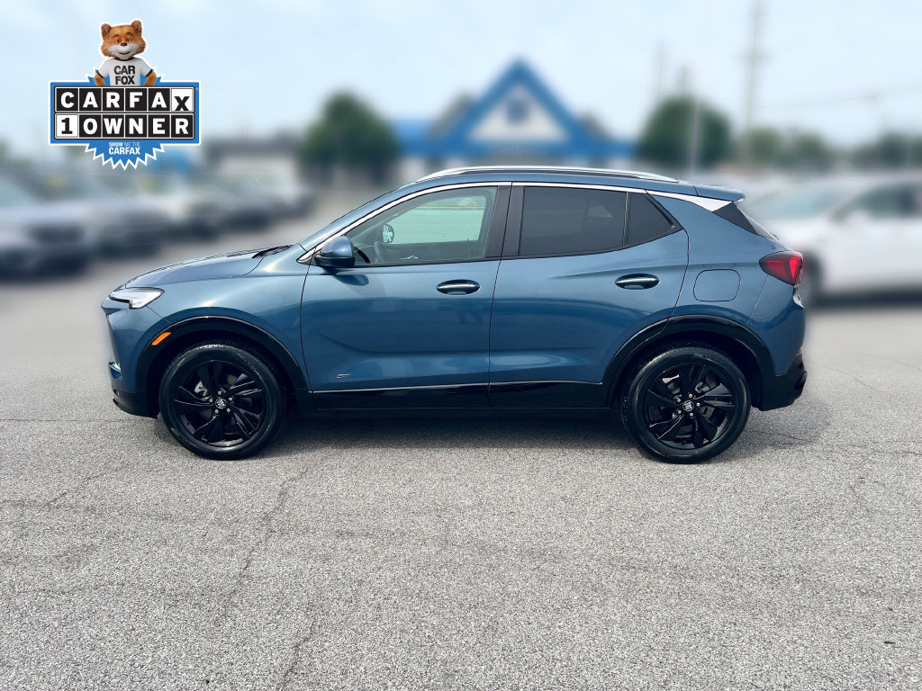 Used 2025 Buick Encore GX Sport Touring w/ Comfort Package FWD image 2