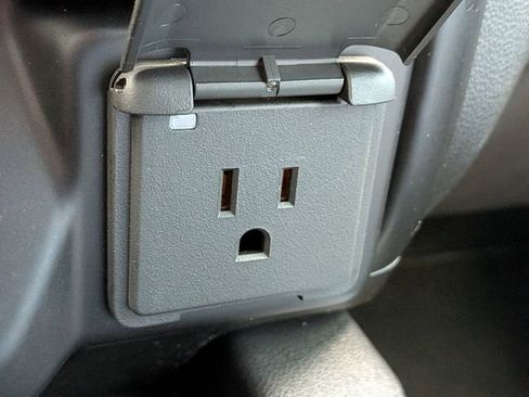 Used 2021 GMC Sierra 1500 SLT w/ SLT Premium Plus Package image 25