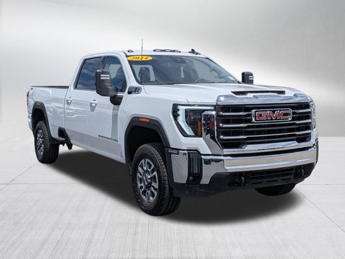 Used 2024 GMC Sierra 3500 SLE w/ SLE Convenience Package AWD/4WD image 8