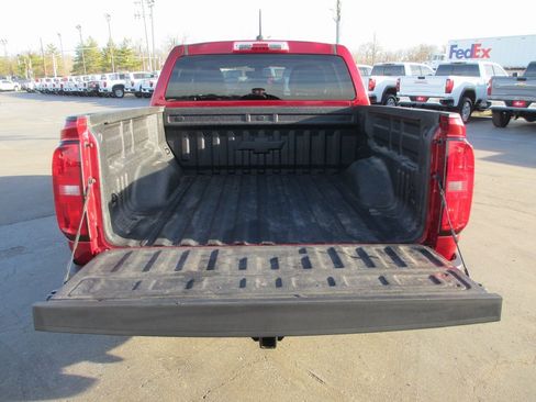 Used 2021 Chevrolet Colorado W/T w/ Custom Special Edition image 6