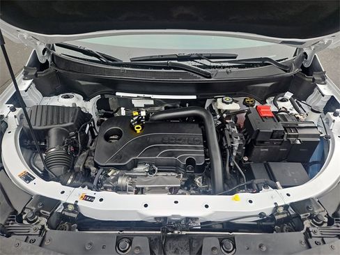 Certified 2025 Chevrolet Equinox LT image 29