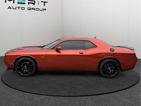 Used 2020 Dodge Challenger R/T Scat Pack RWD image 5