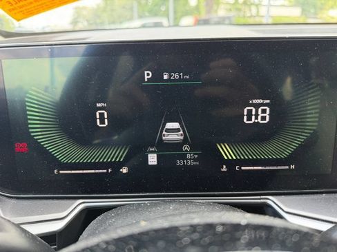 Used 2024 Kia Sorento EX FWD image 12