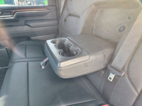 Used 2024 GMC Sierra 2500 Denali w/ Denali Reserve Package image 18