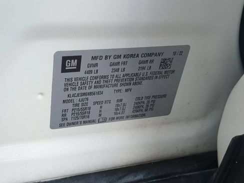 Used 2022 Buick Encore Preferred w/ Safety Package AWD/4WD image 35