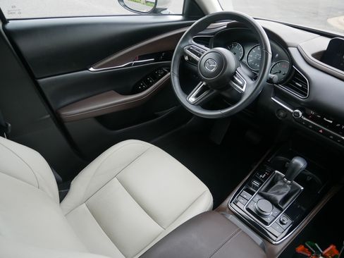 Used 2023 MAZDA CX-30 AWD 2.5 S w/ Premium Package image 9