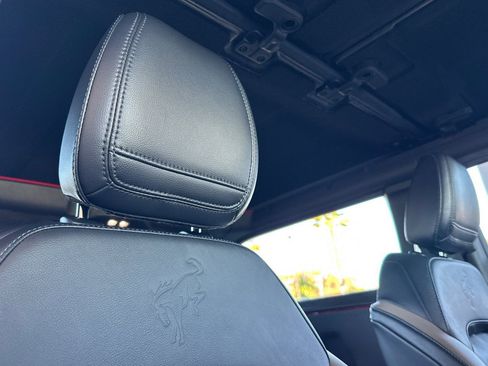 Used 2024 Ford Bronco Wildtrak image 16