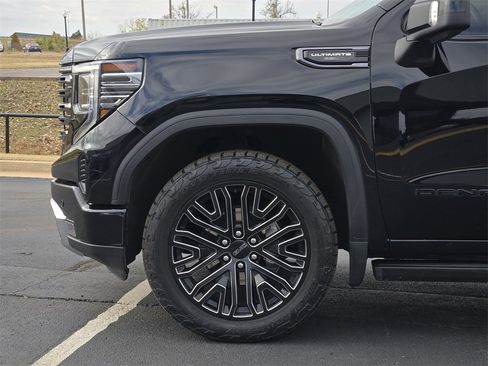 Used 2024 GMC Sierra 1500 Denali Ultimate image 8