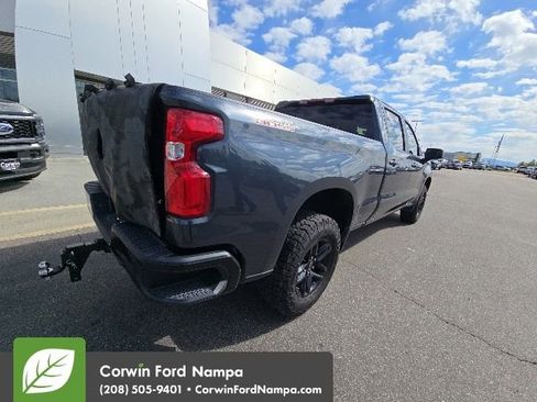 Used 2021 Chevrolet Silverado 1500 LT Trail Boss w/ Bed Protection Package AWD/4WD image 5