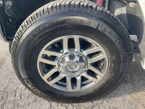 Used 2015 Ford F350 XLT w/ XLT Value Package AWD/4WD image 10