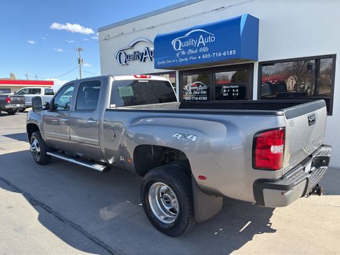 Used 2013 GMC Sierra 3500 Denali image 7