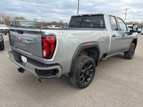 Used 2025 GMC Sierra 2500 Pro image 5