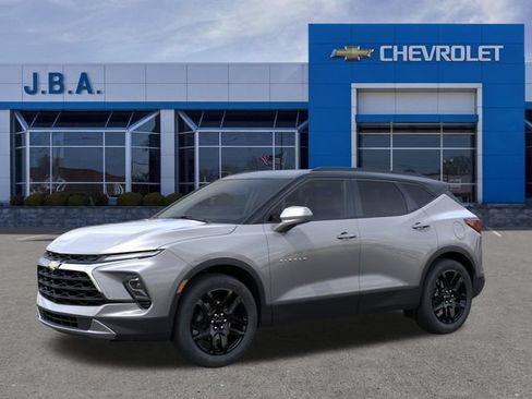 New 2026 Chevrolet Blazer LT w/ Convenience Package FWD image 2