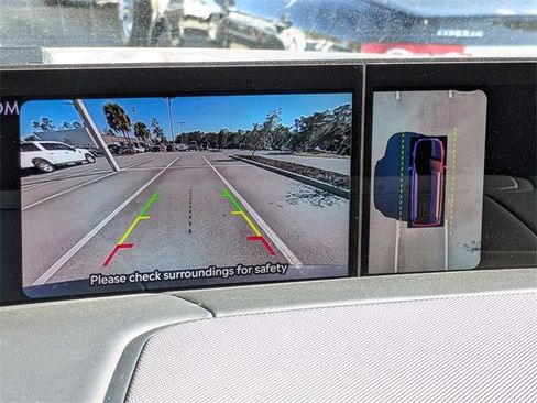 New 2025 Lincoln Navigator Black Label image 21