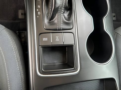 Used 2019 Kia Sorento AWD V6 image 15