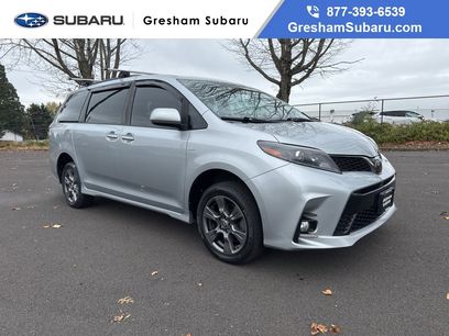 Used 2020 Toyota Sienna SE