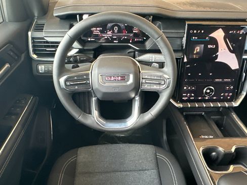 New 2026 GMC Acadia Elevation FWD image 14