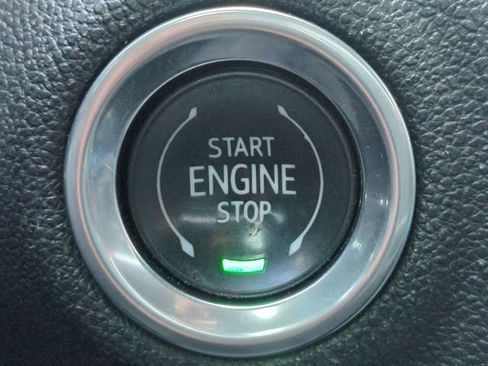 Used 2020 GMC Sierra 1500 SLT w/ SLT Premium Plus Package image 29