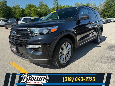 Used 2023 Ford Explorer XLT w/ Equipment Group 202A AWD/4WD image 1