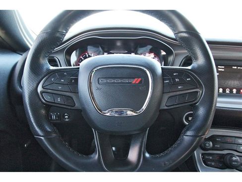 Used 2023 Dodge Challenger SXT w/ Blacktop Package image 9