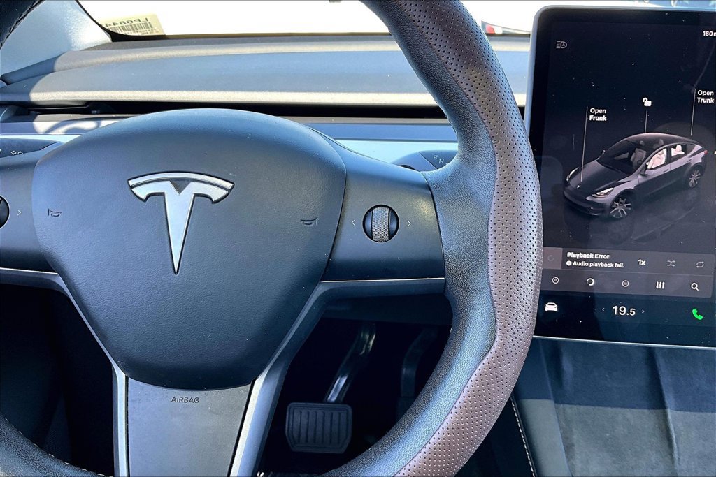 Used 2023 Tesla Model Y 2WD image 12
